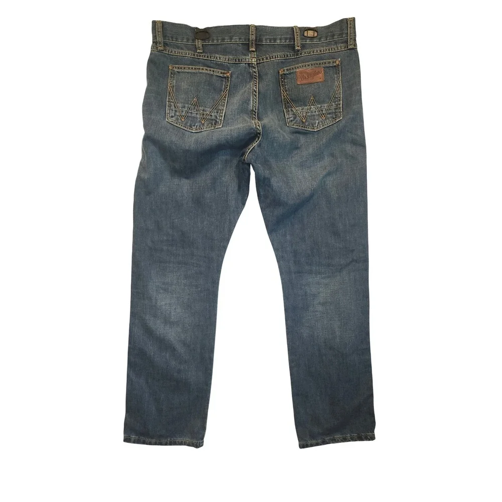 Wrangler Retro Slim Straight Mens Blue Jeans 36x31 1088MWZRT Medium Wash